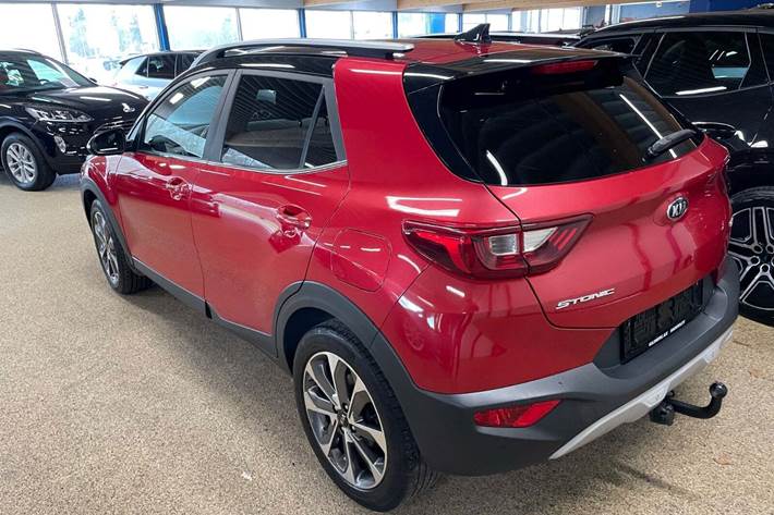 Rød Kia Stonic fra 2019
