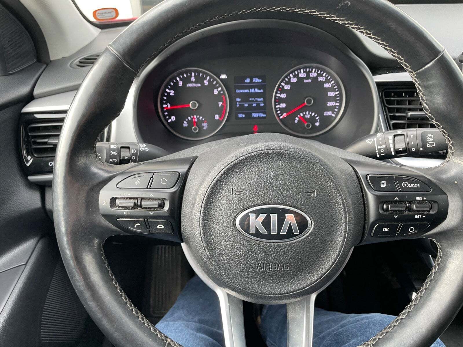 Rød Kia Stonic fra 2019
