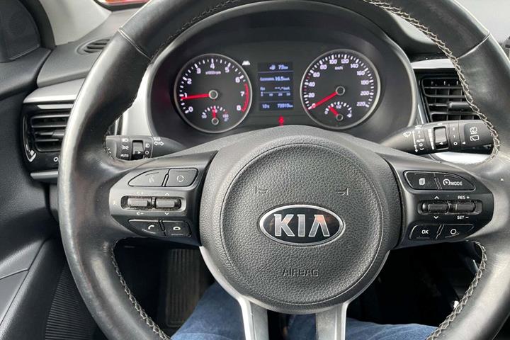 Rød Kia Stonic fra 2019