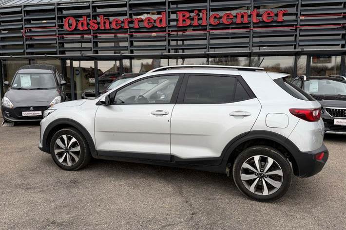 Sølv Kia Stonic fra 2021