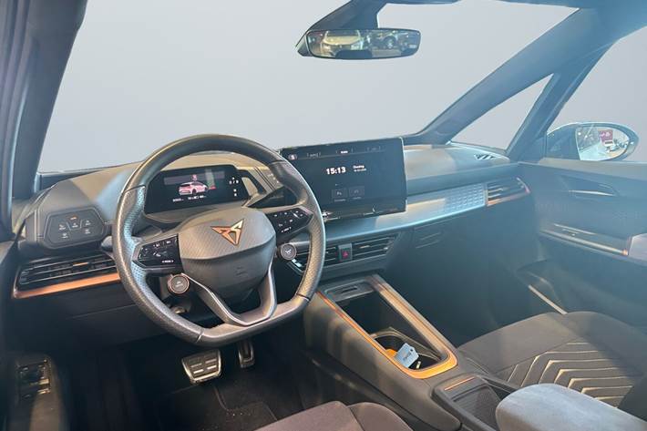 Sølv Cupra Born fra 2023