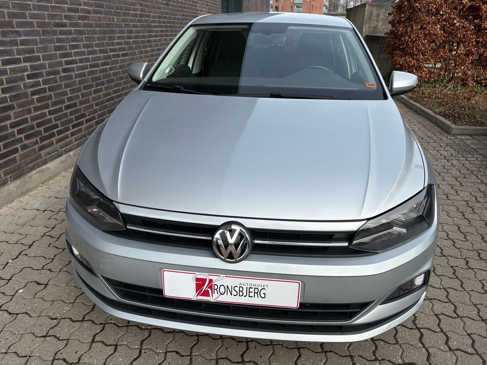 Sølv VW Polo fra 2020