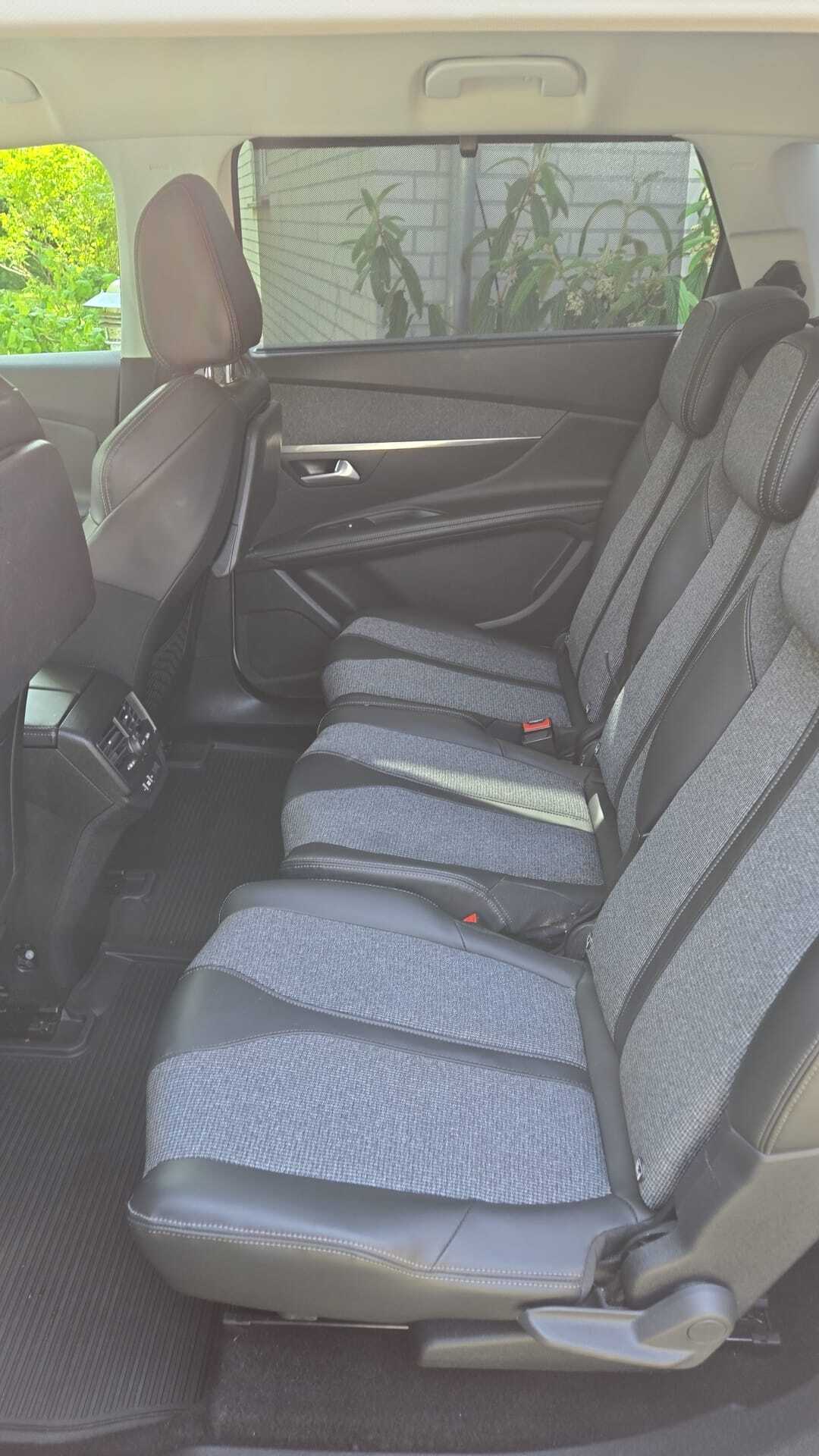Hvid Peugeot 5008 fra 2017