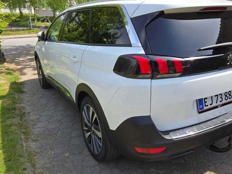 Peugeot 5008 1,6 BlueHDi 120 hk SUV