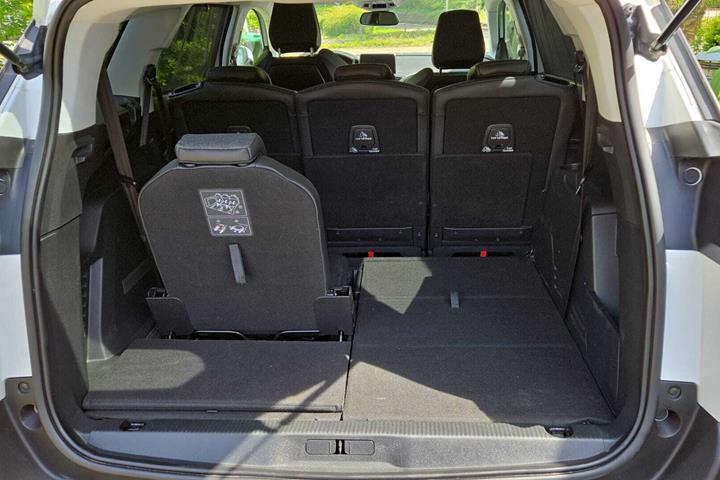 Hvid Peugeot 5008 fra 2017
