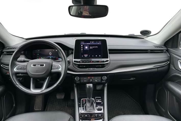 Hvid Jeep Compass fra 2022