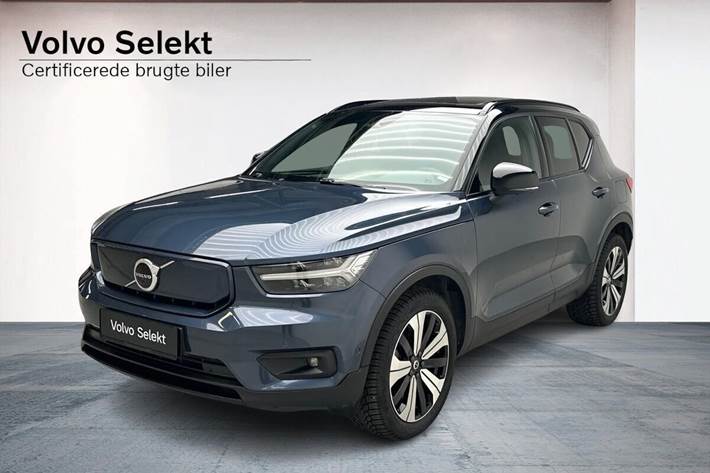 Blå Volvo XC40 fra 2021