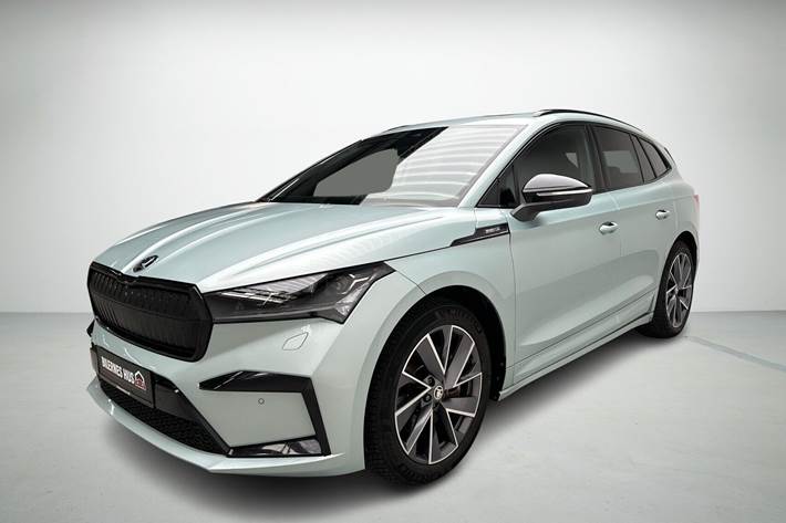 Grå Skoda Enyaq fra 2021