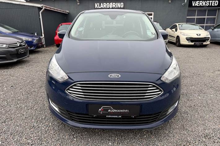 Blå Ford C-MAX fra 2017