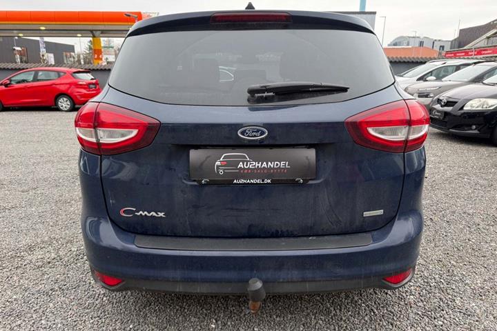 Blå Ford C-MAX fra 2017