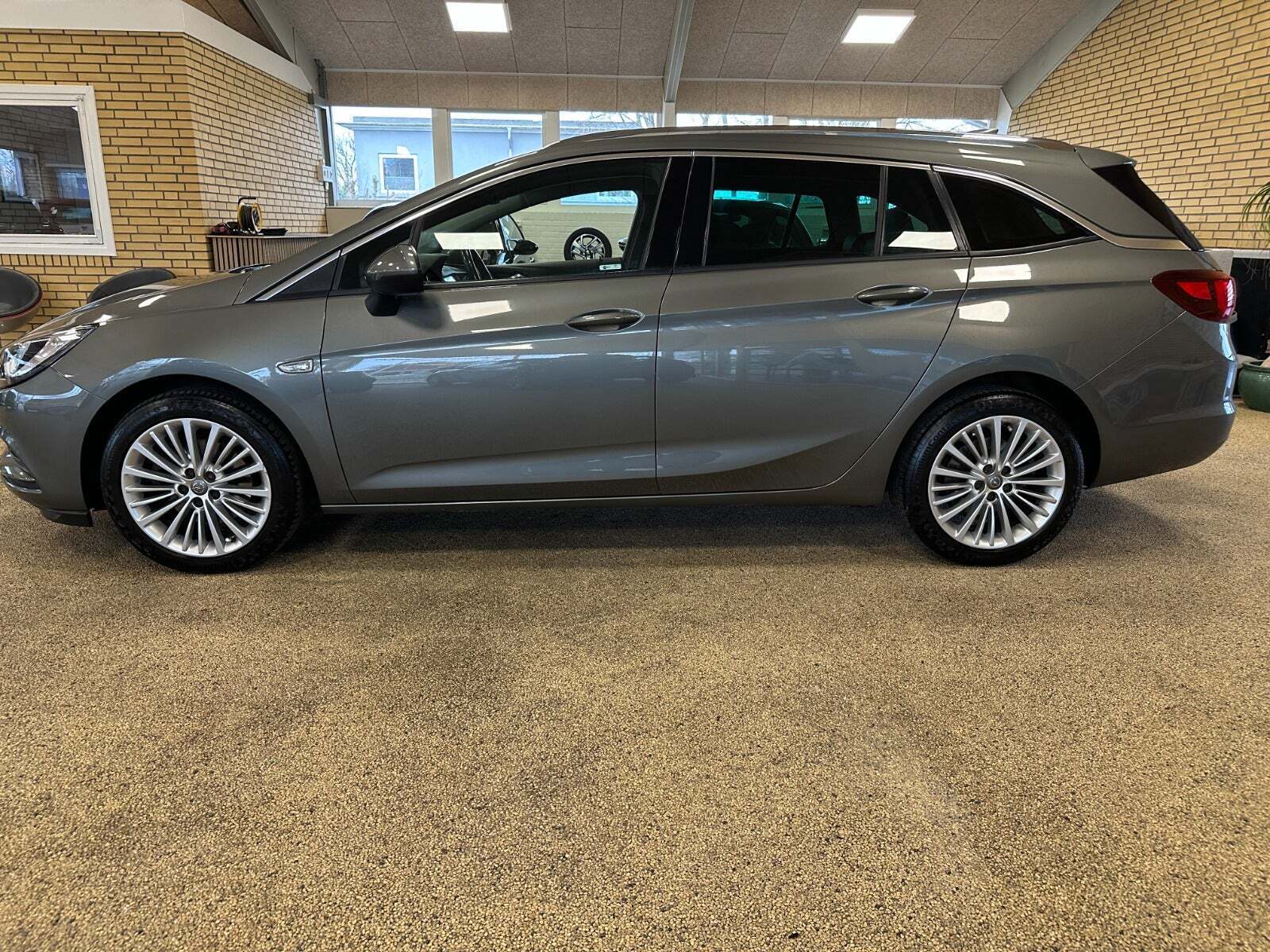 Opel Astra 1,6 CDTi 136 Innovation Sports Tourer