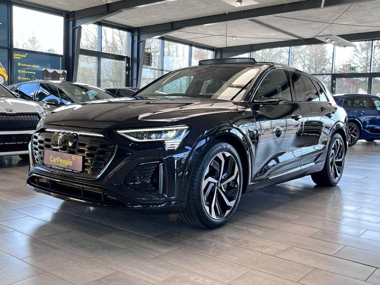Audi Q8 e-tron 55 S-line quattro