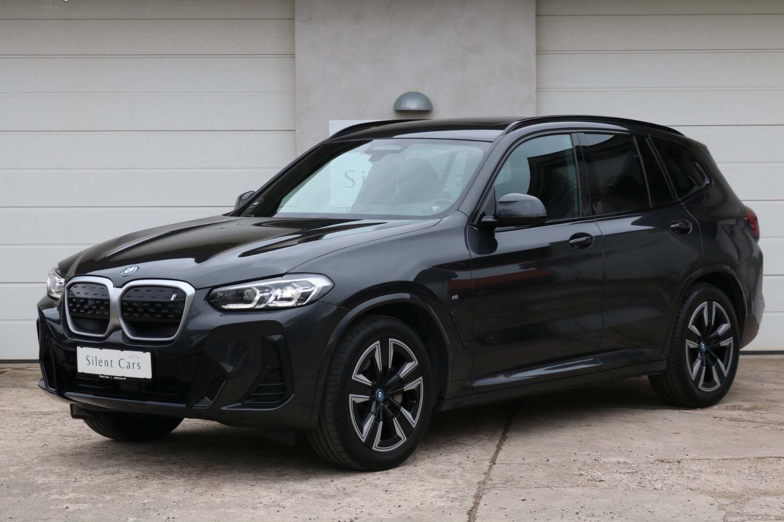 BMW iX3 Charged M-Sport