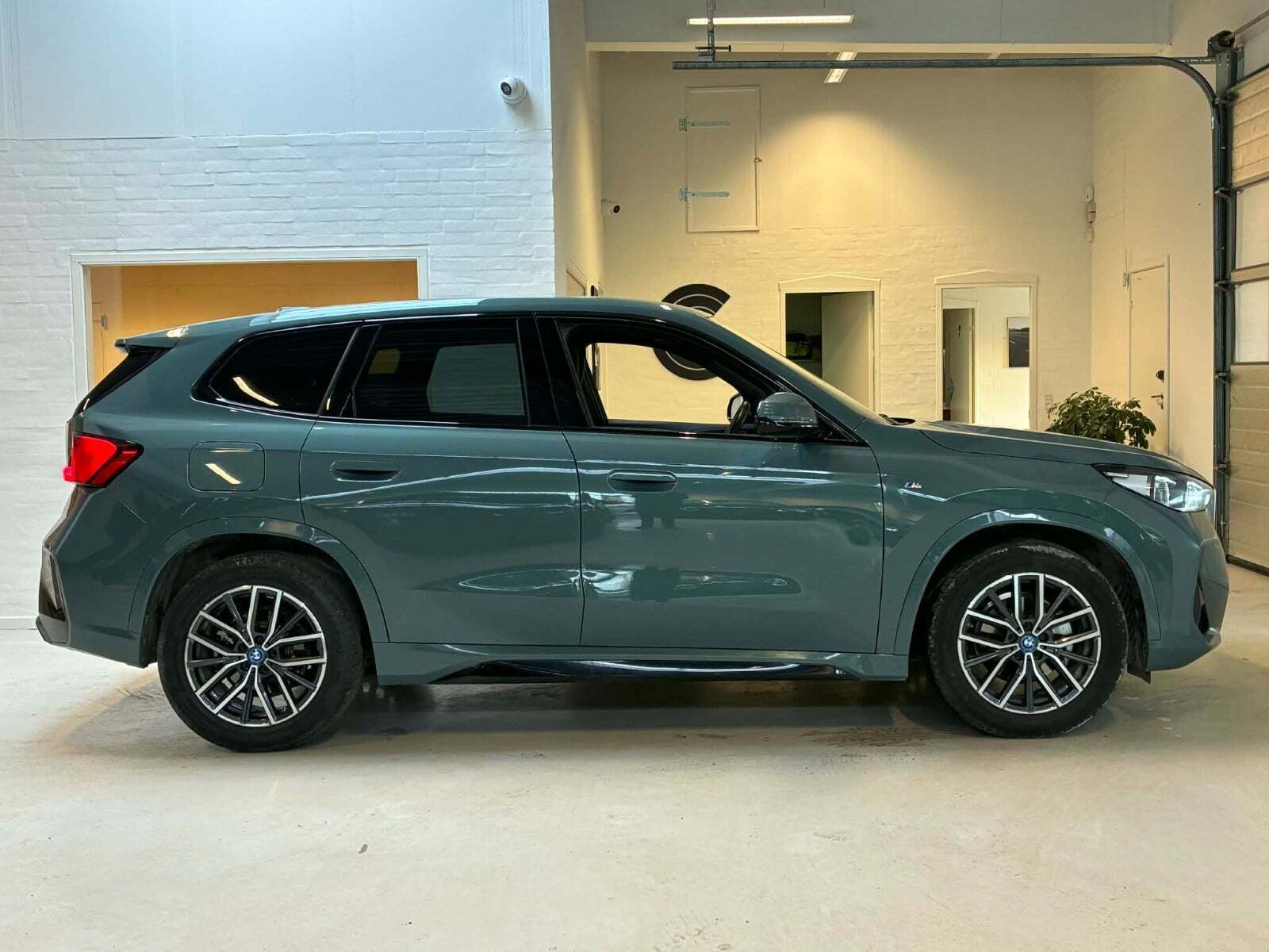 BMW iX1 eDrive20 M-Sport