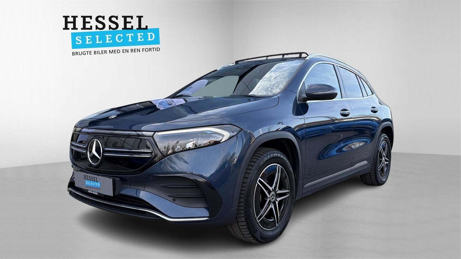 Blå Mercedes EQA250+ fra 2023