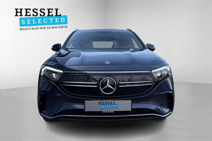 Blå Mercedes EQA250+ fra 2023