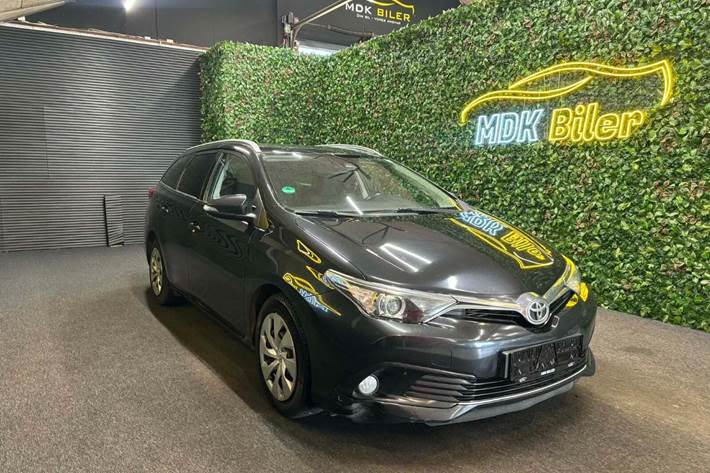 undefined Toyota Auris fra 2016