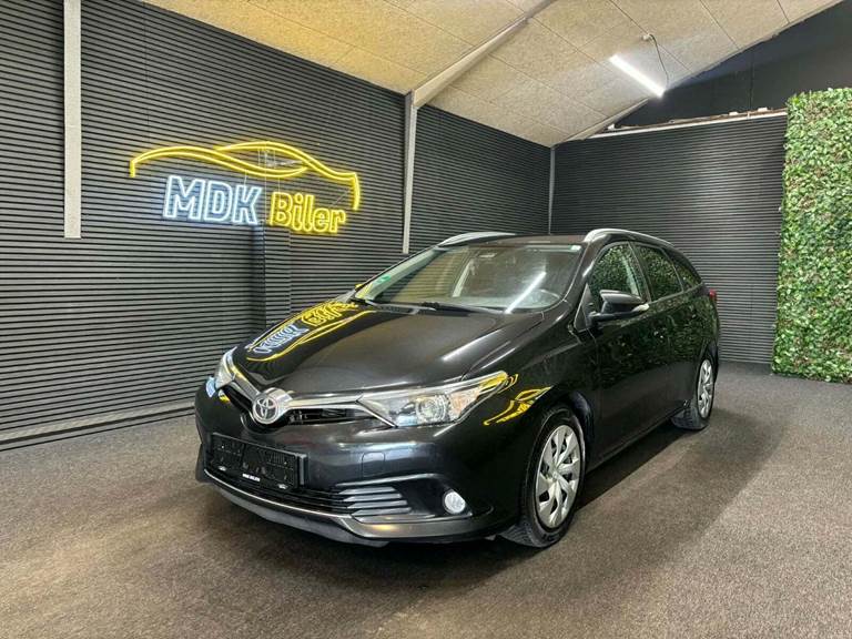 Toyota Auris 1,6 D-4D T2 Comfort Touring Sports