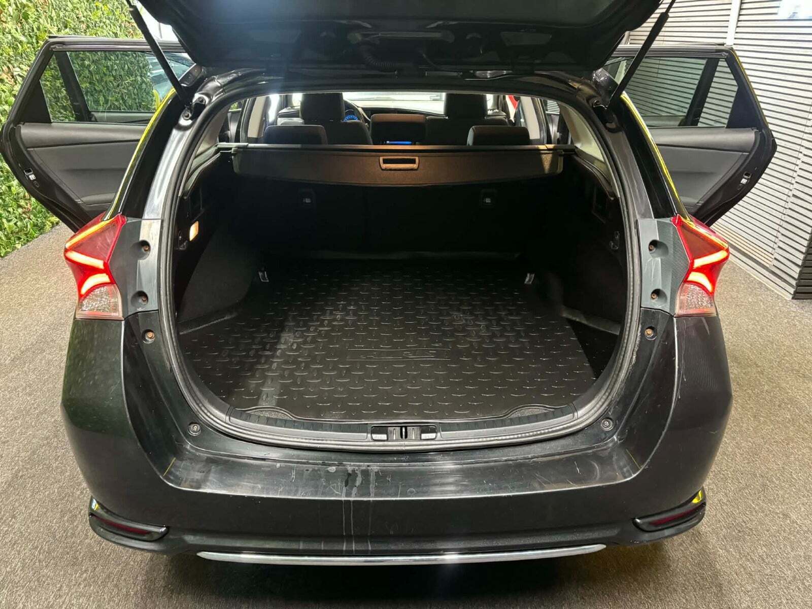 undefined Toyota Auris fra 2016