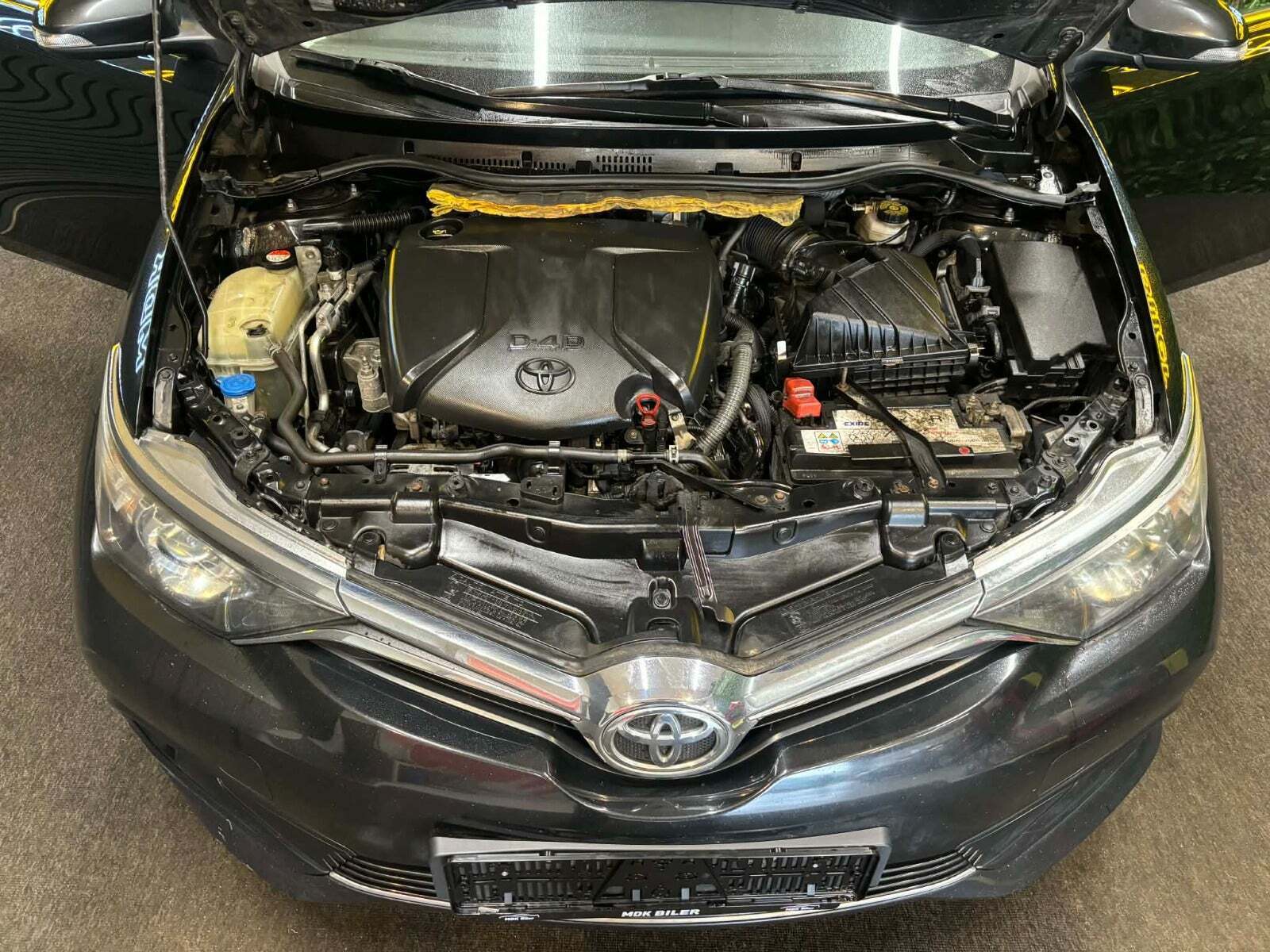 undefined Toyota Auris fra 2016