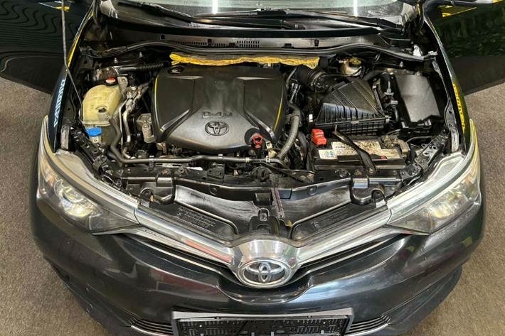 undefined Toyota Auris fra 2016