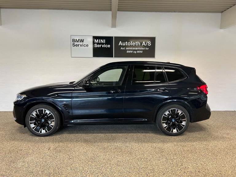 BMW iX3 Charged Plus M-Sport