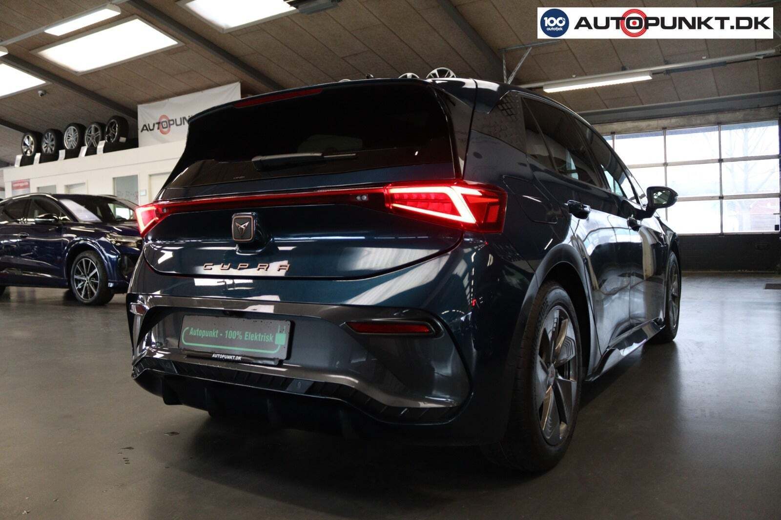 Blå Cupra Born fra 2022