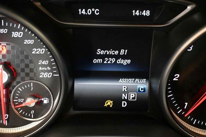 Sort Mercedes A180 d fra 2017