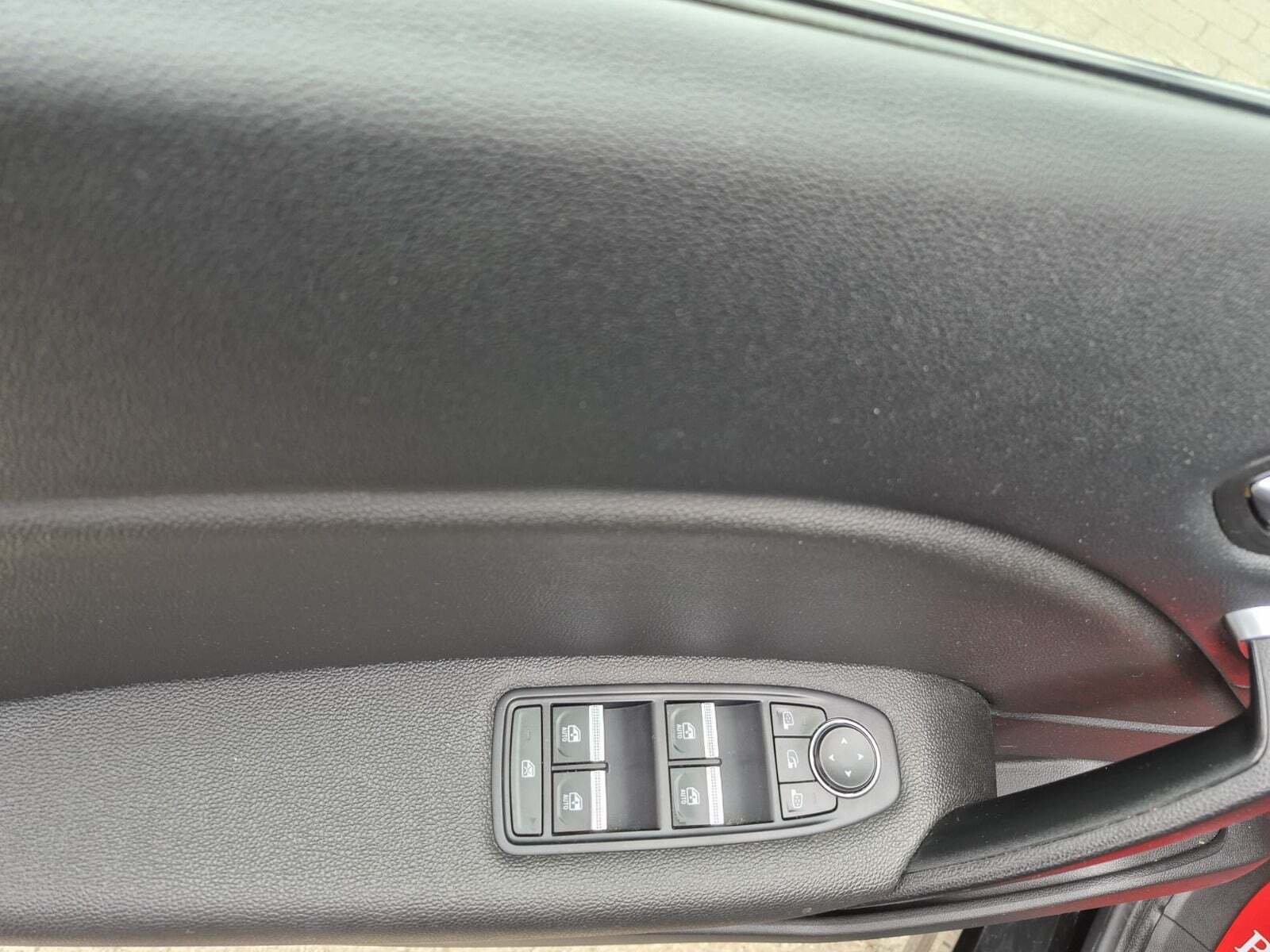 Sort Renault Captur fra 2021