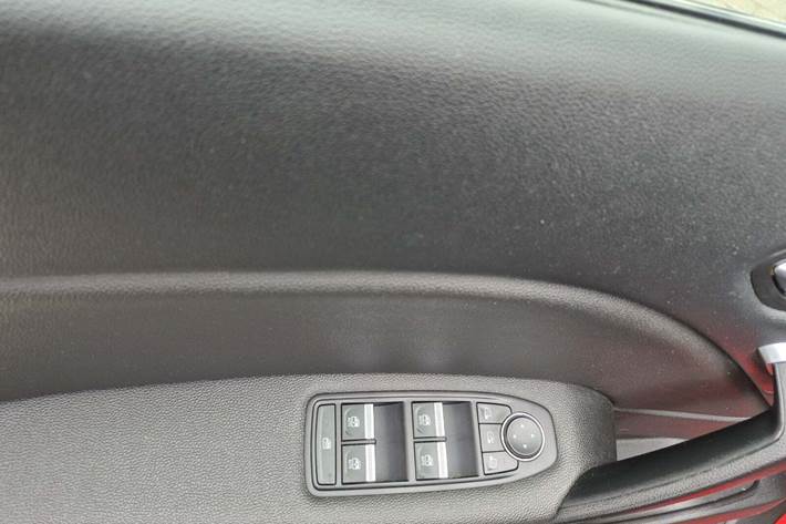 Sort Renault Captur fra 2021