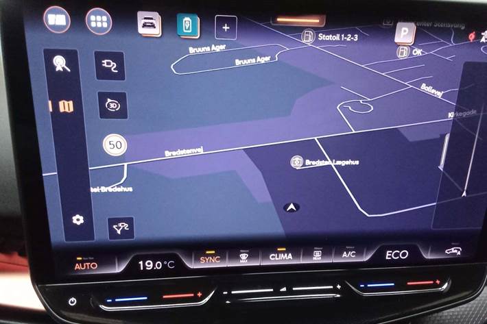 Hvid Cupra Tavascan fra 2025