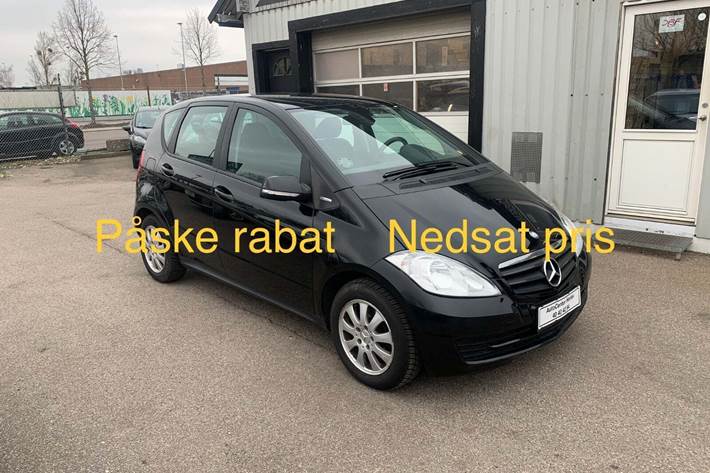 Sort Mercedes A160 fra 2011 set udefra