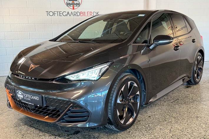 Grå Cupra Born fra 2023