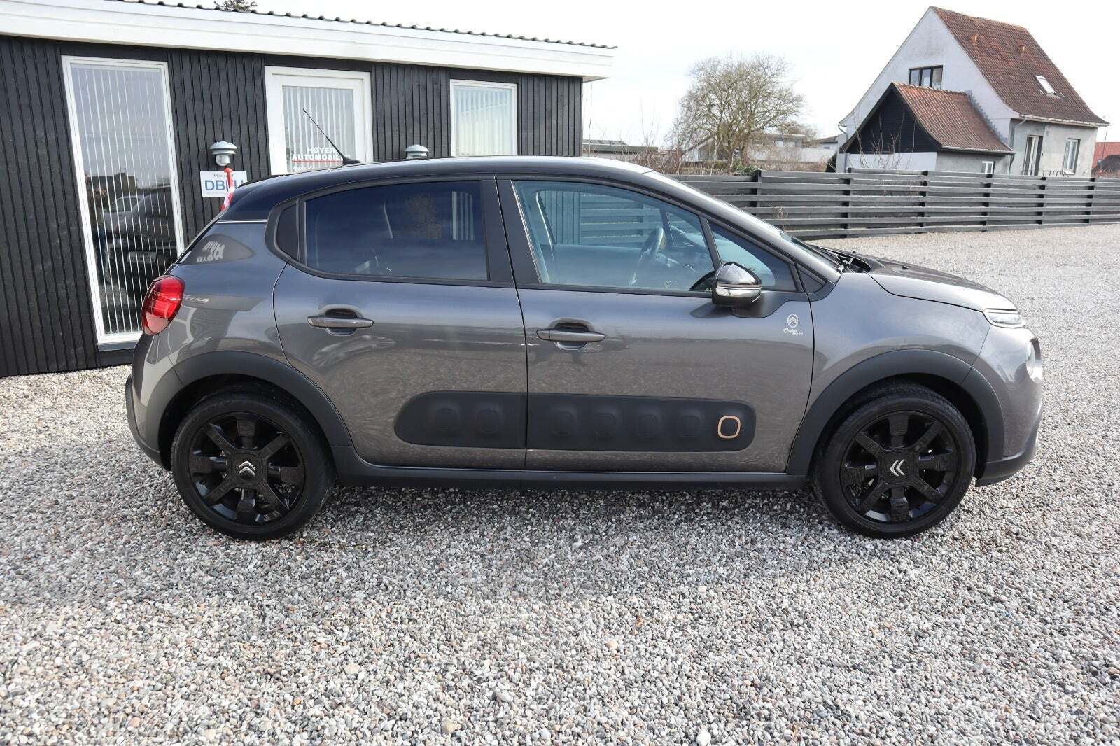 Grå Citroën C3 fra 2019