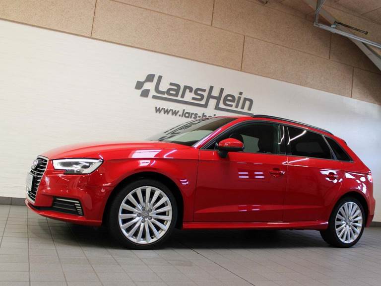 Audi A3 1,4 e-tron S-line Sportback S-tr.