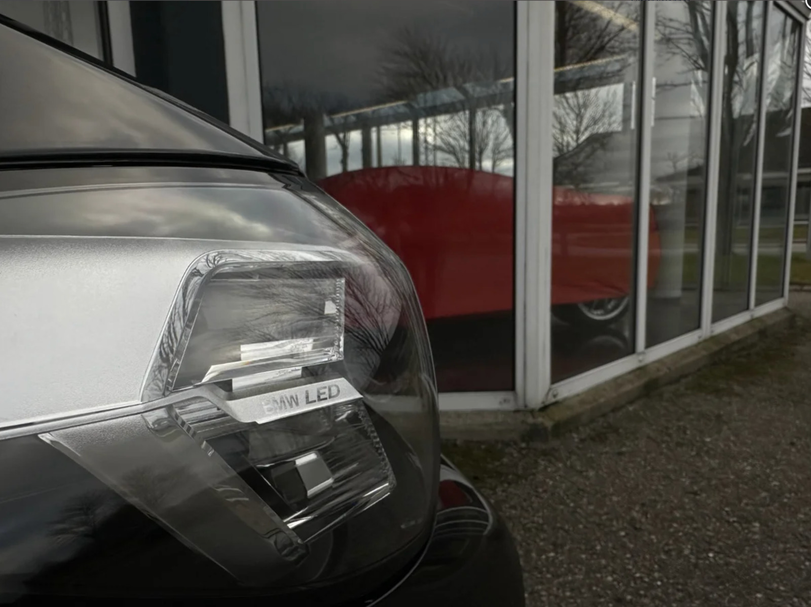 Sort BMW iX3 fra 2024