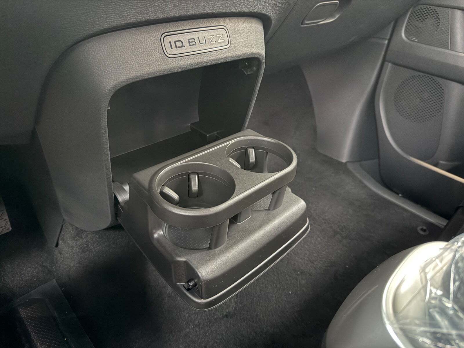 Sølv VW ID.Buzz fra 2026