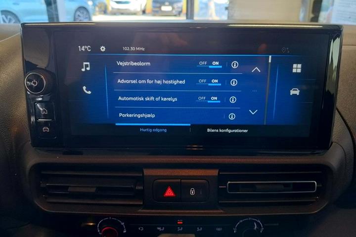 Sort Opel Combo-e Life fra 2024