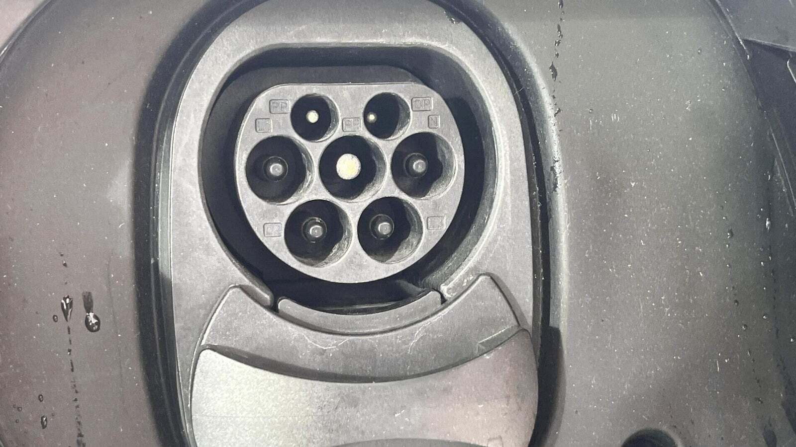 Hvid VW ID.4 fra 2023