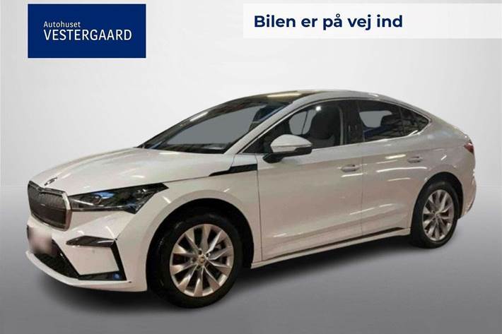 Hvid Skoda Enyaq fra 2025