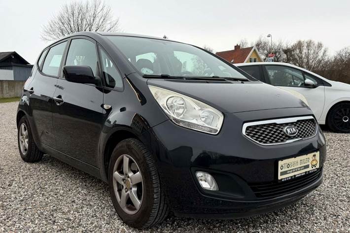 Sort Kia Venga fra 2011