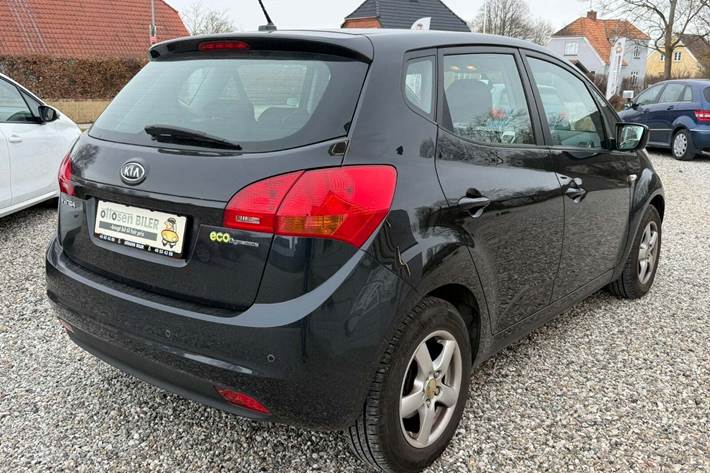 Sort Kia Venga fra 2011