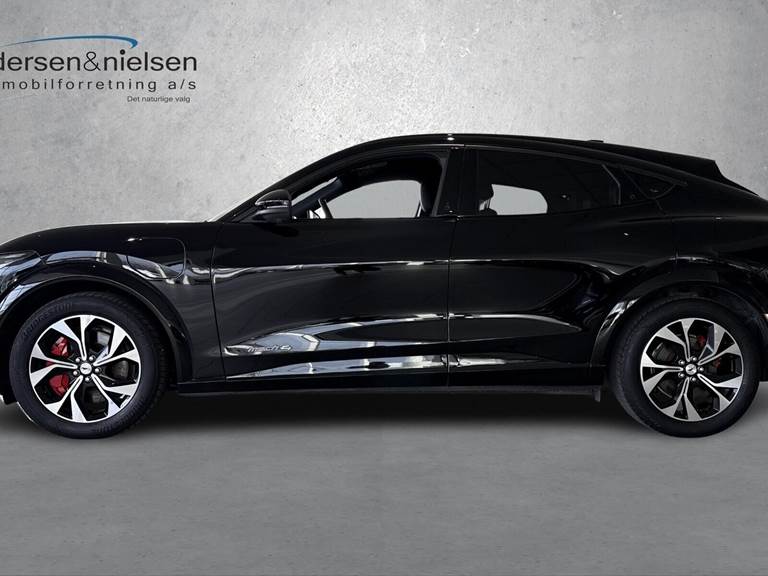 Ford Mustang Mach-E EL SR Premium AWD 269HK 5d Aut.