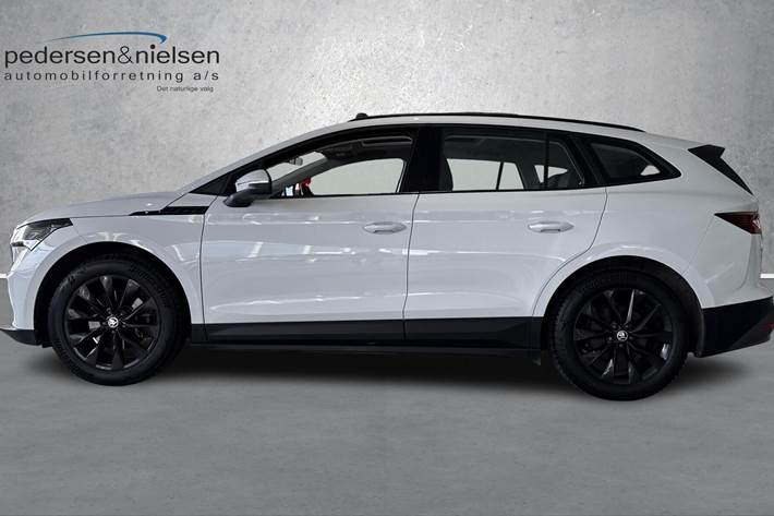 Hvid Skoda Enyaq fra 2021