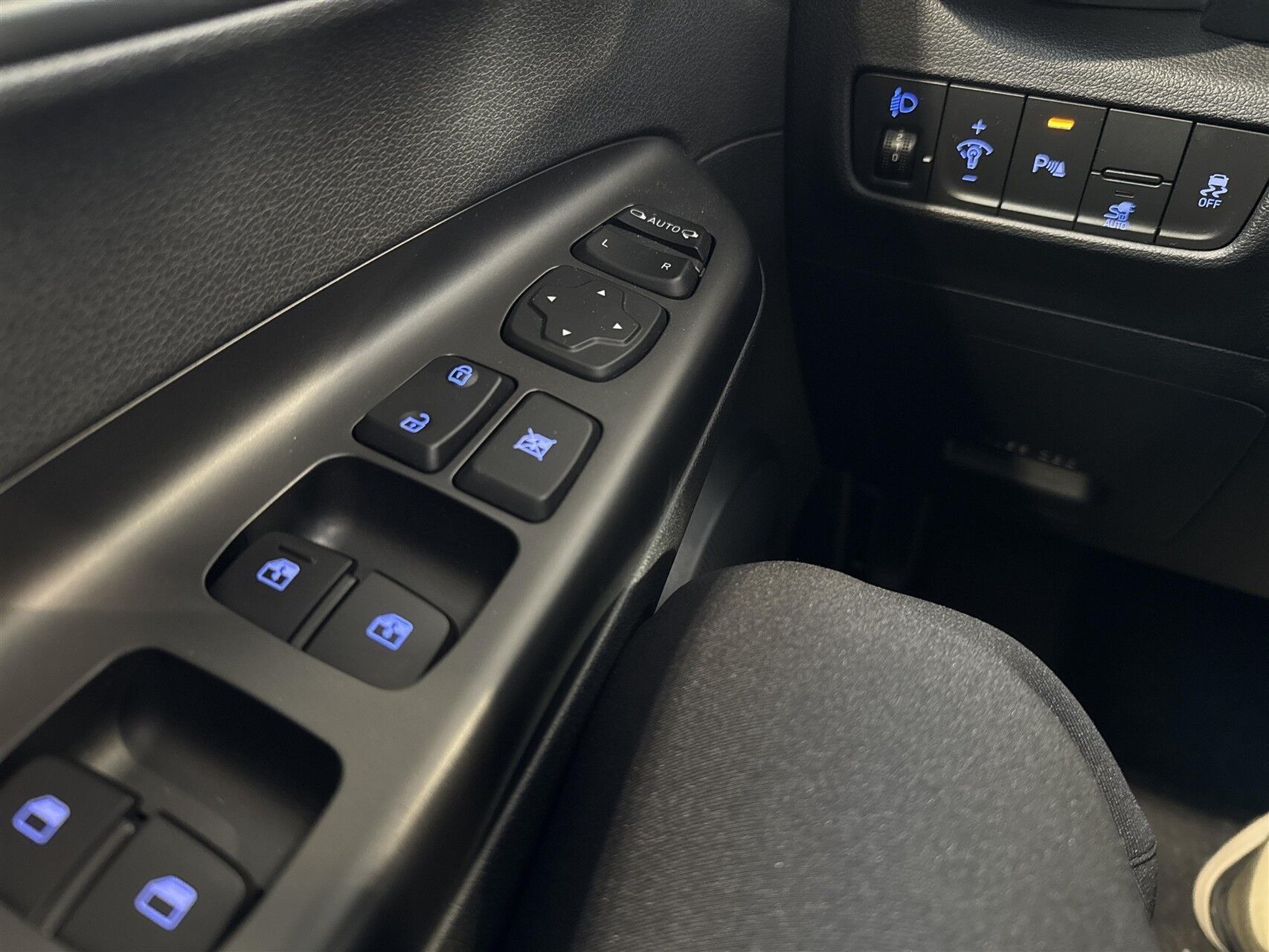 Sort Hyundai Kona fra 2023