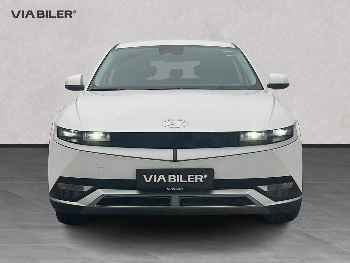 Hyundai Ioniq 5 Electric 77,4 kWh Essential 229HK 5d Aut.