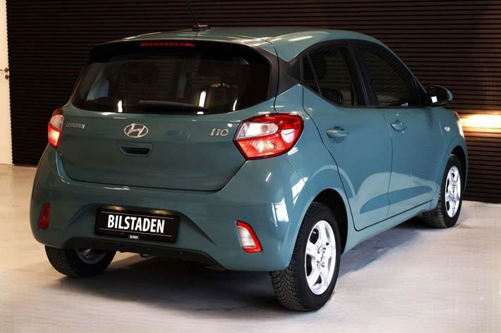 Grøn Hyundai i10 fra 2022