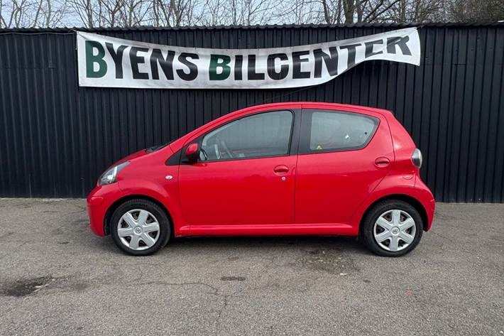 undefined Toyota Aygo fra 2010