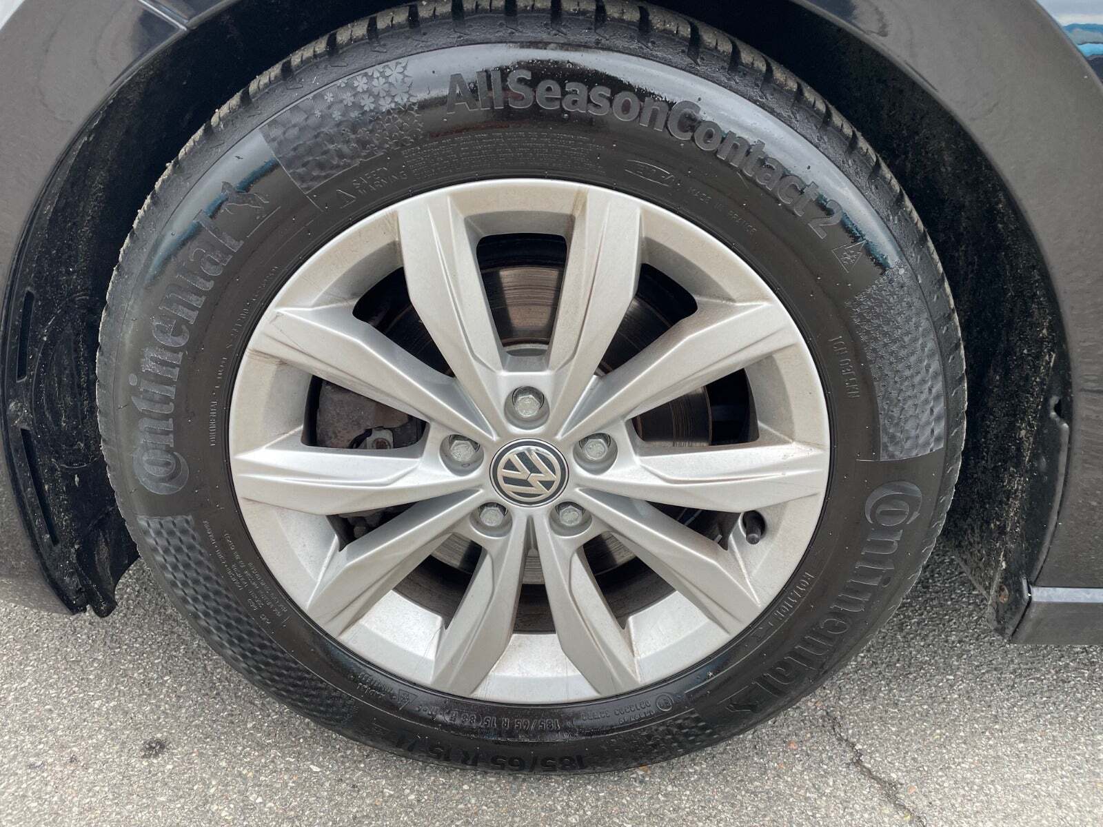 Sort VW Polo fra 2020