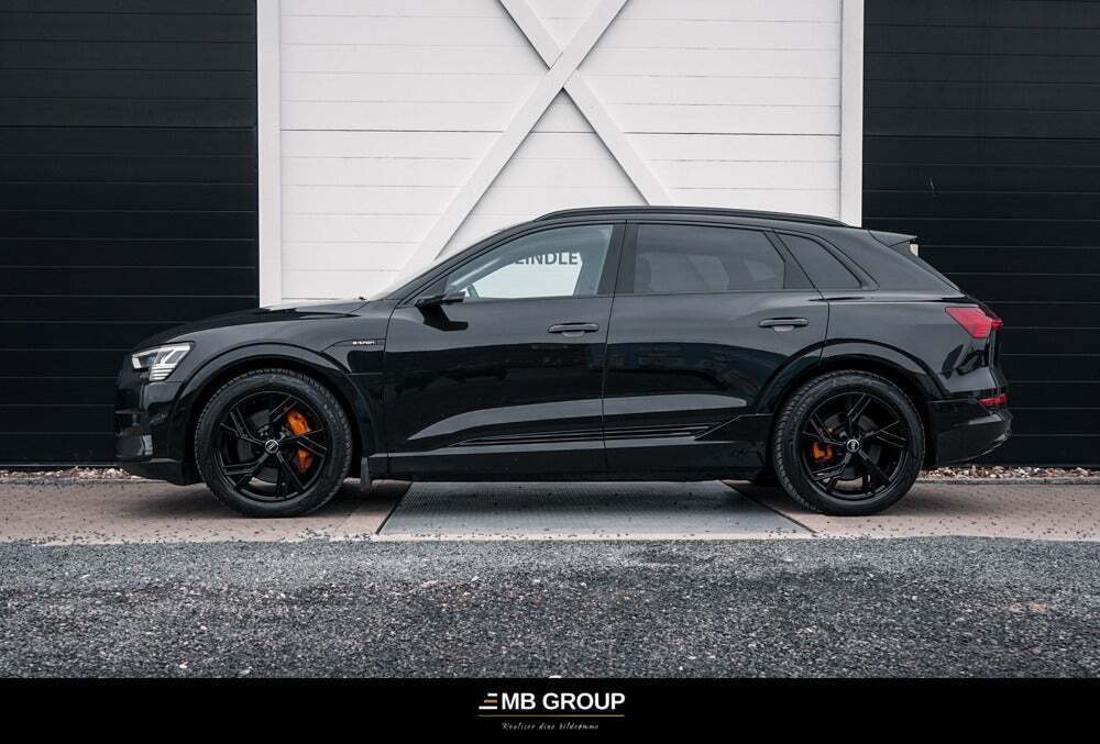 Audi e-tron 55 S-line quattro